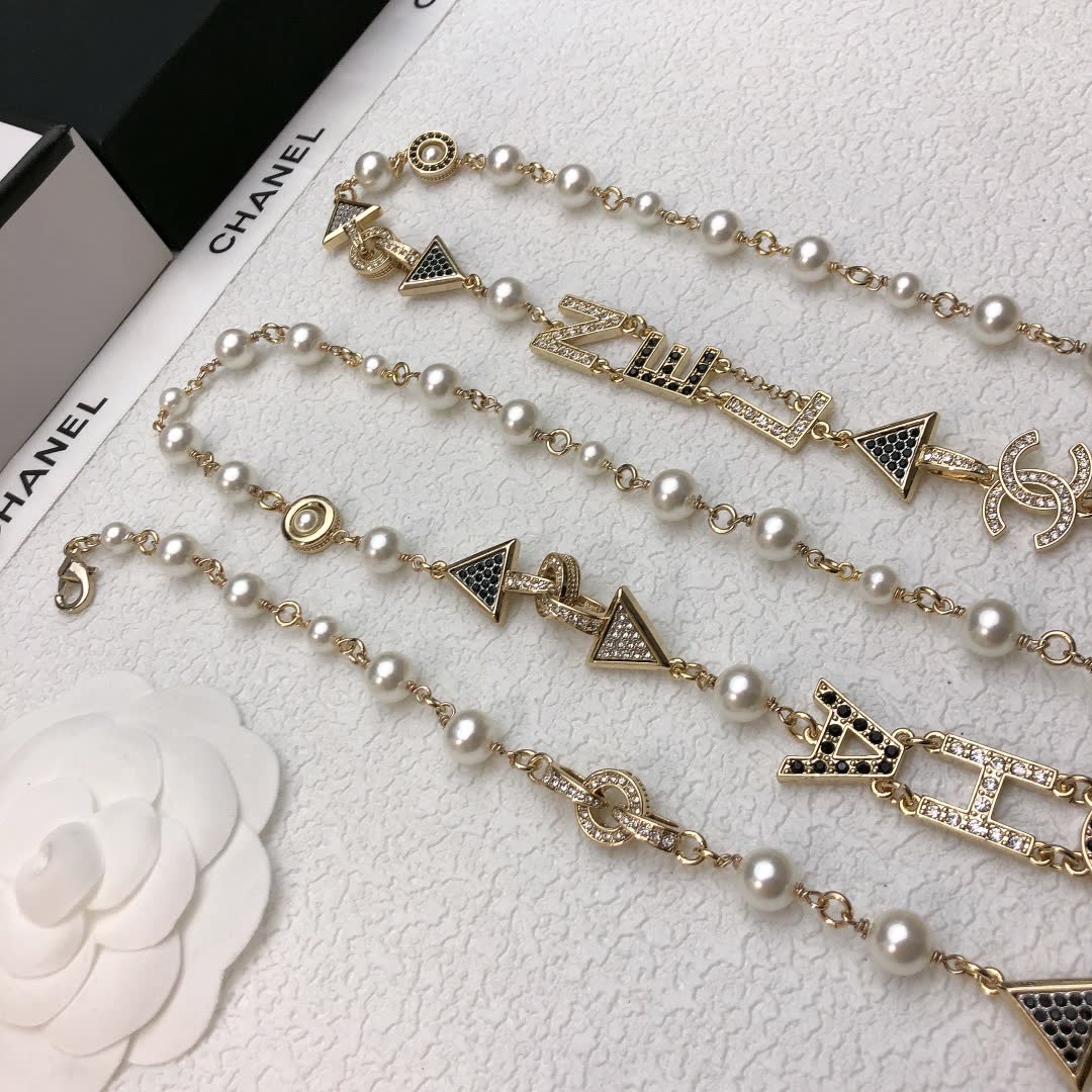 Chanel CC Logo & Triangle Beaded Necklace