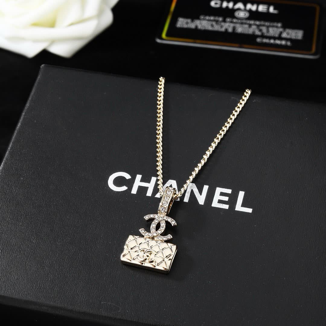 Chanel CC Logo and Quilted Square Pendant Necklace Chanel CC Logo and Quilted Square Pendant Necklace