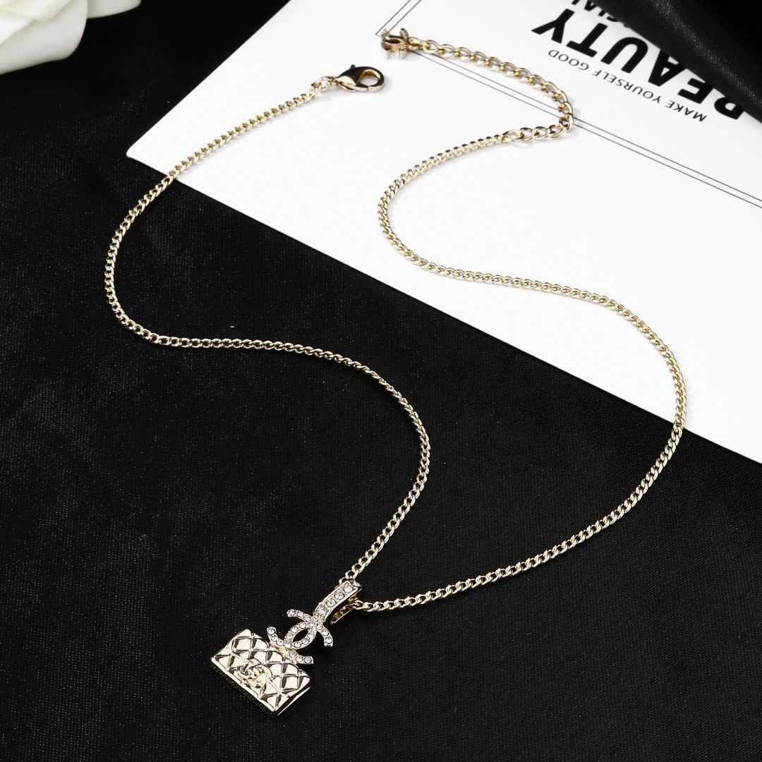 Chanel CC Logo and Quilted Square Pendant Necklace