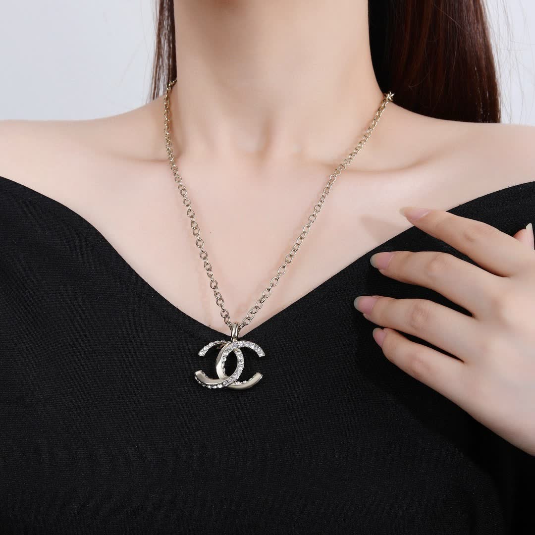Chanel CC Logo Pendant Necklace
