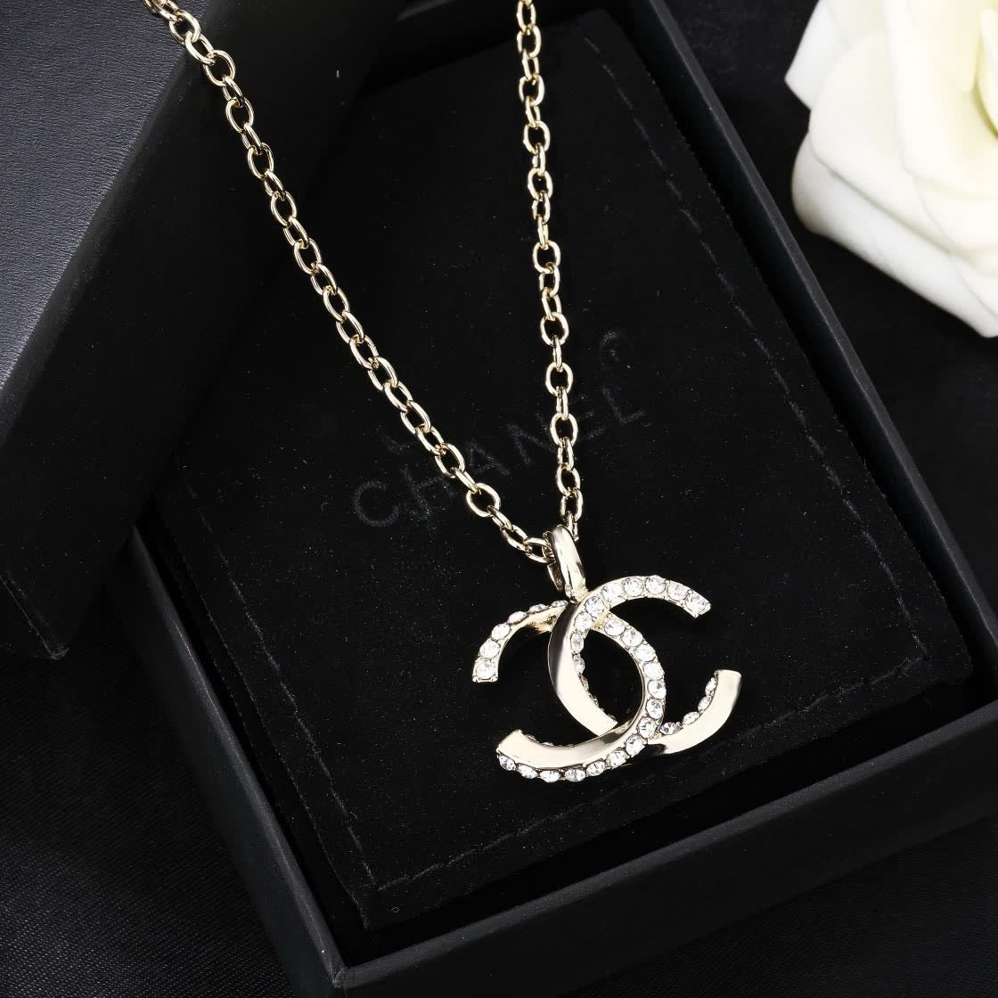 Chanel CC Logo Pendant Necklace