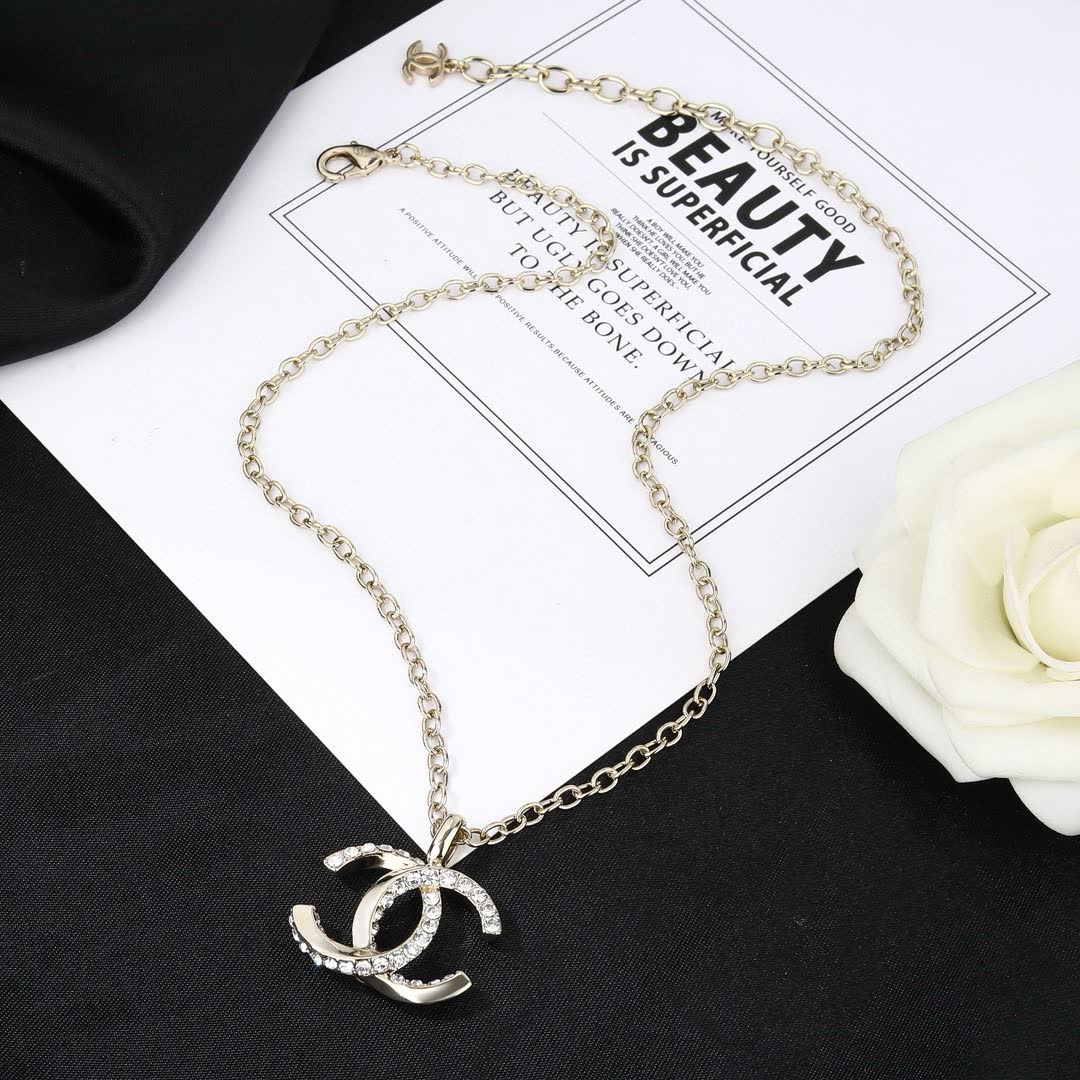 Chanel CC Logo Pendant Necklace