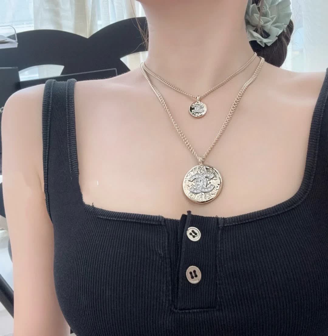 Chanel CC Logo Diamond Disc Necklace