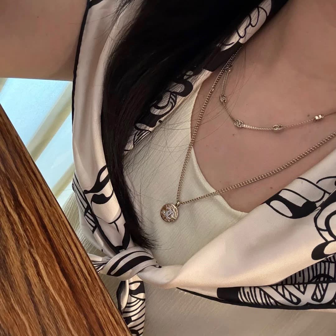 Chanel CC Logo Diamond Disc Necklace