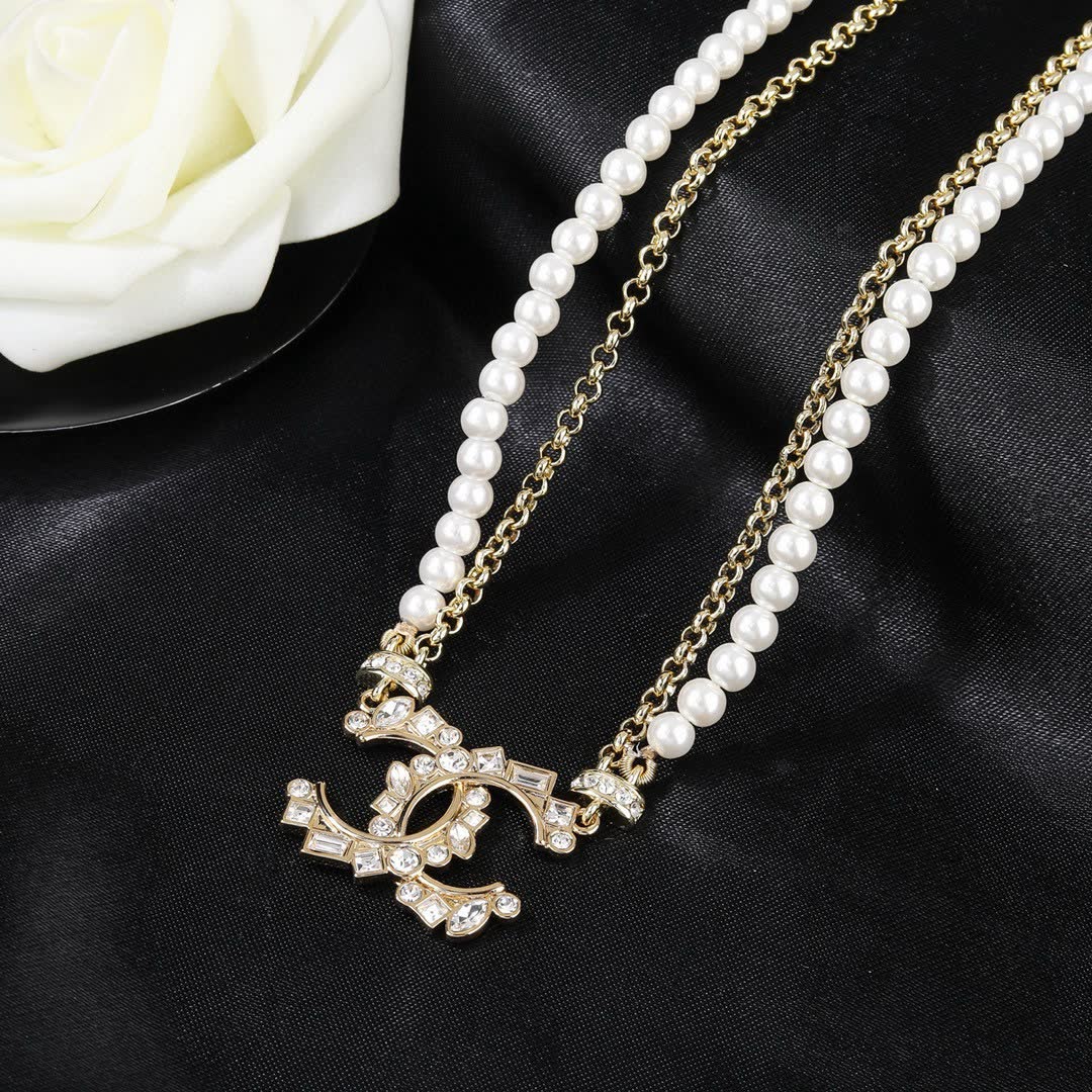 Chanel CC Pearl Necklace