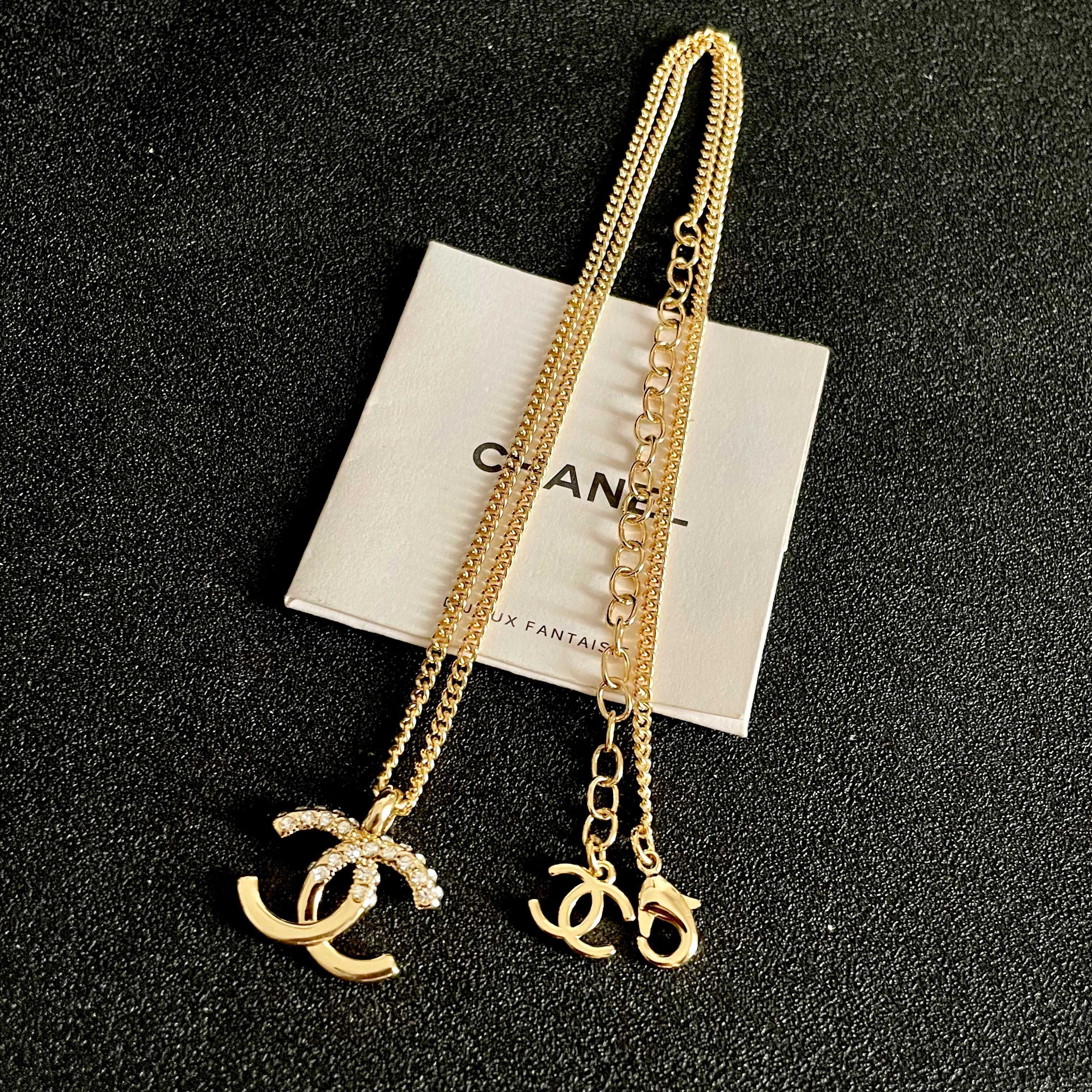 Chanel CC Logo Pendant Necklace