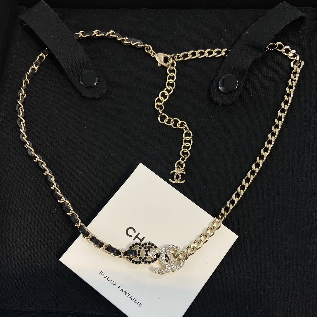 Chanel CC Chain Necklace Chanel CC Chain Necklace