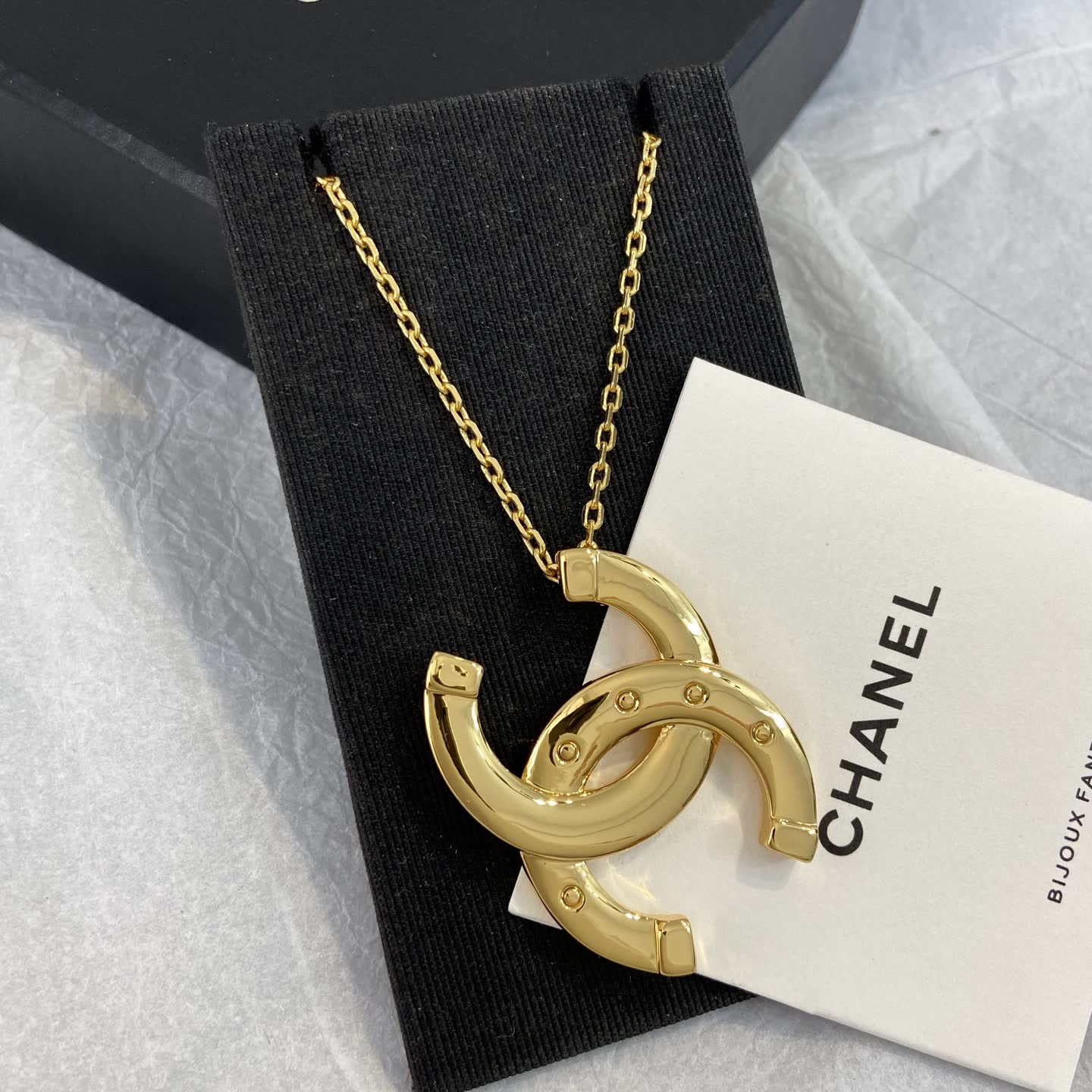 Chanel CC Logo Gold Necklace