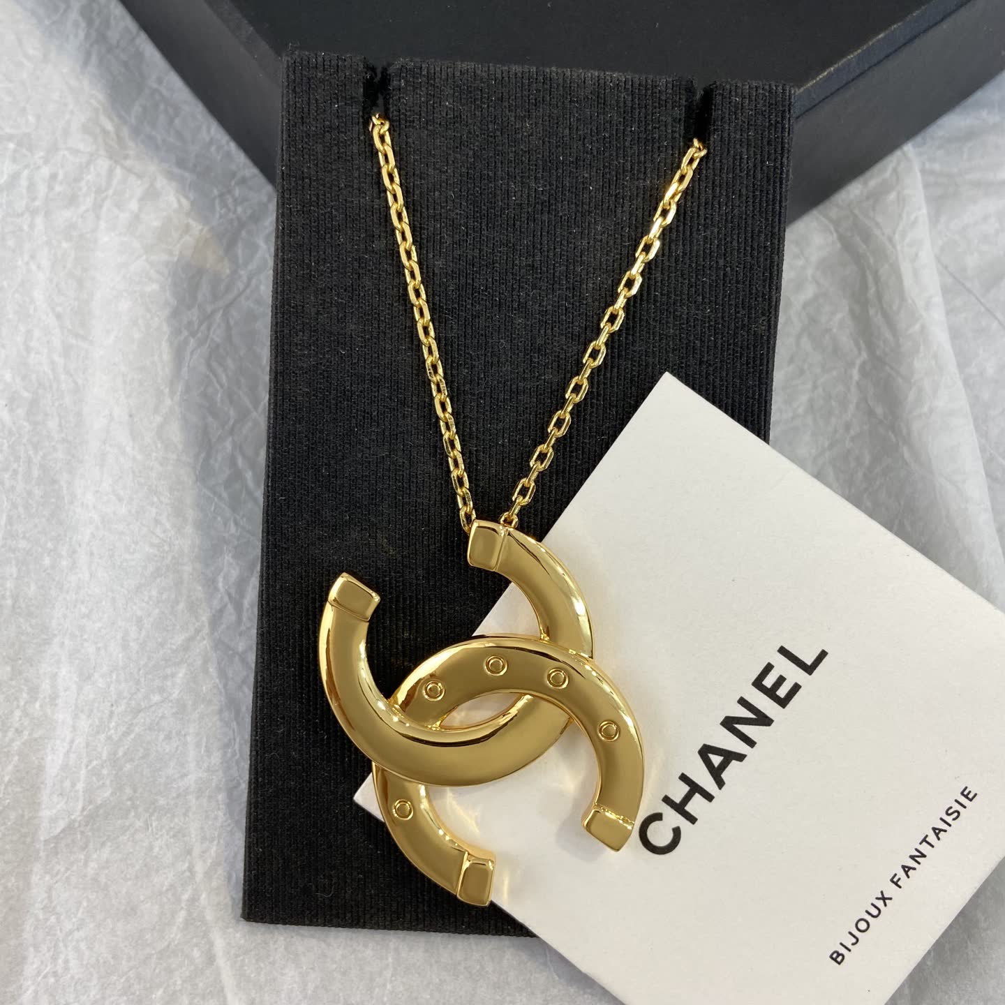 Chanel CC Logo Gold Necklace