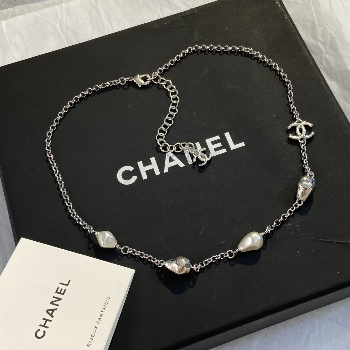 Chanel Pearl and Metal Link Necklace