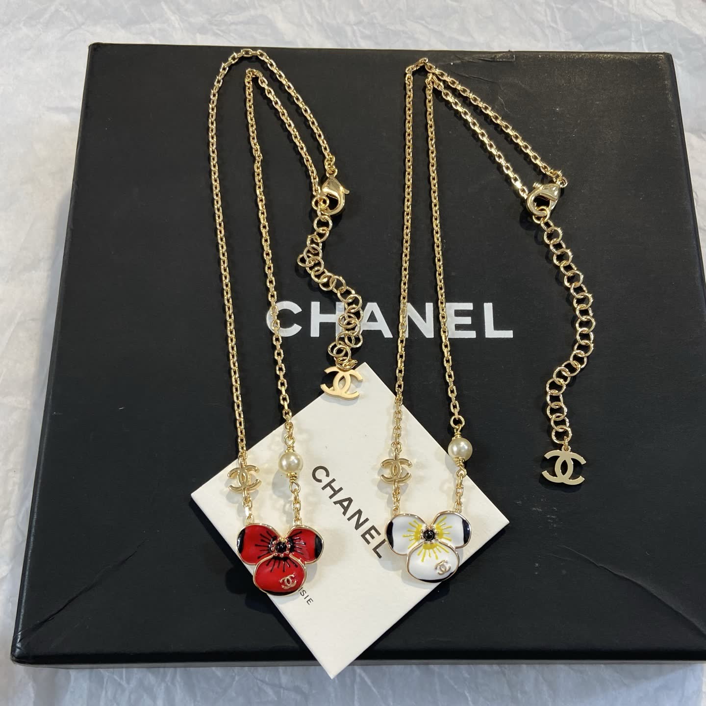 Chanel Gold-Plated Enamel Flower Necklace