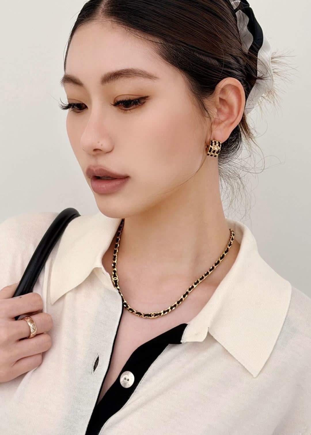 Chanel Gold and Black Chain Necklace