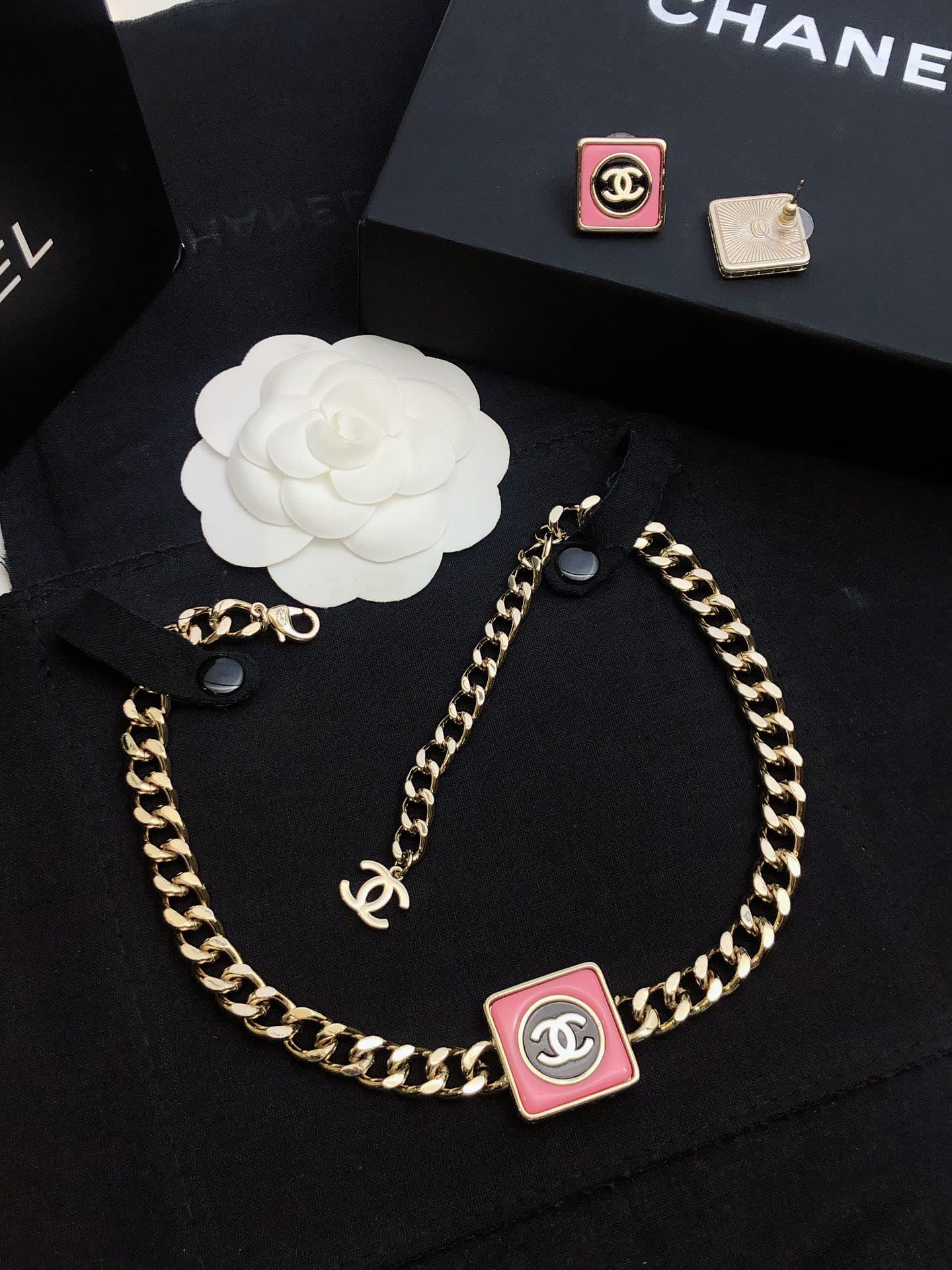 Chanel Necklace with CC Logo and Red Enamel