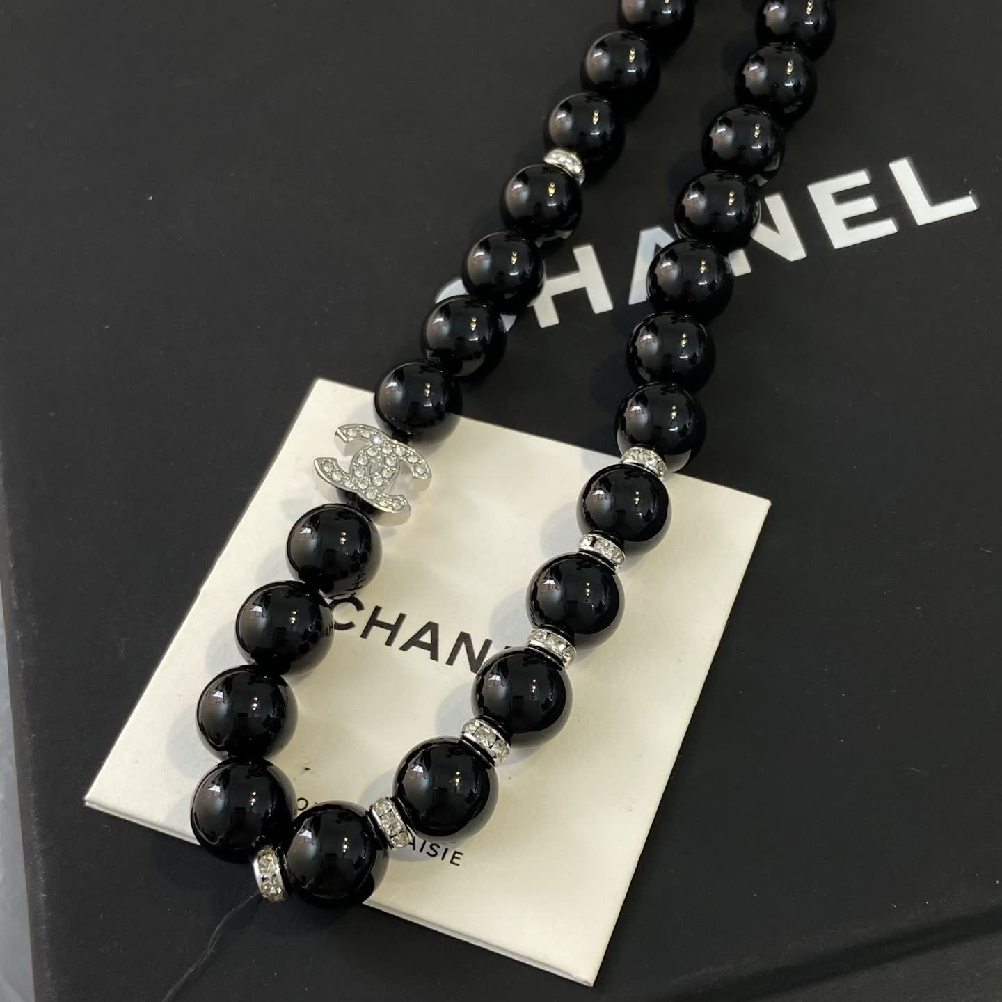 Chanel Black and White Pearl Necklace Set