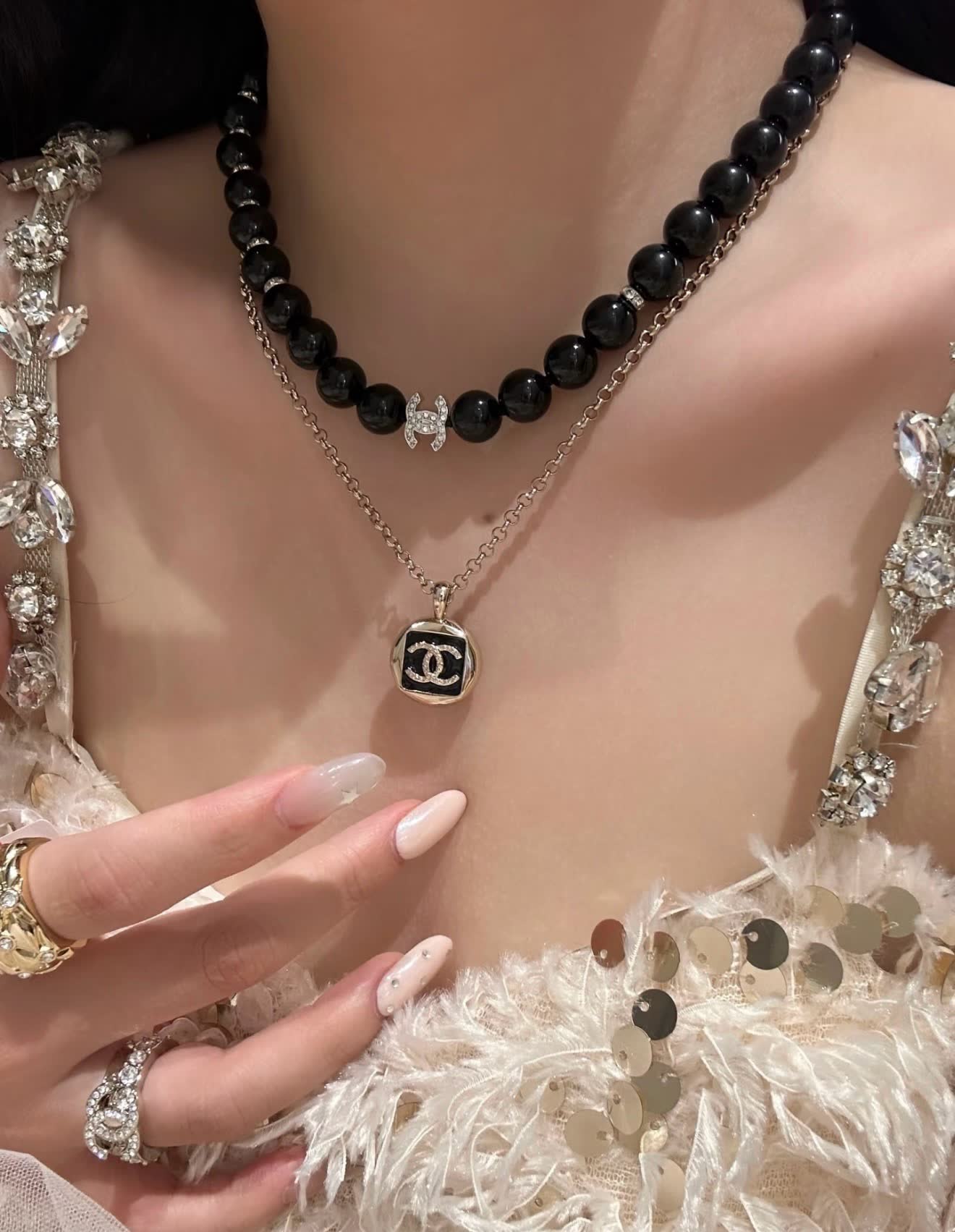 Chanel Black and White Pearl Necklace Set
