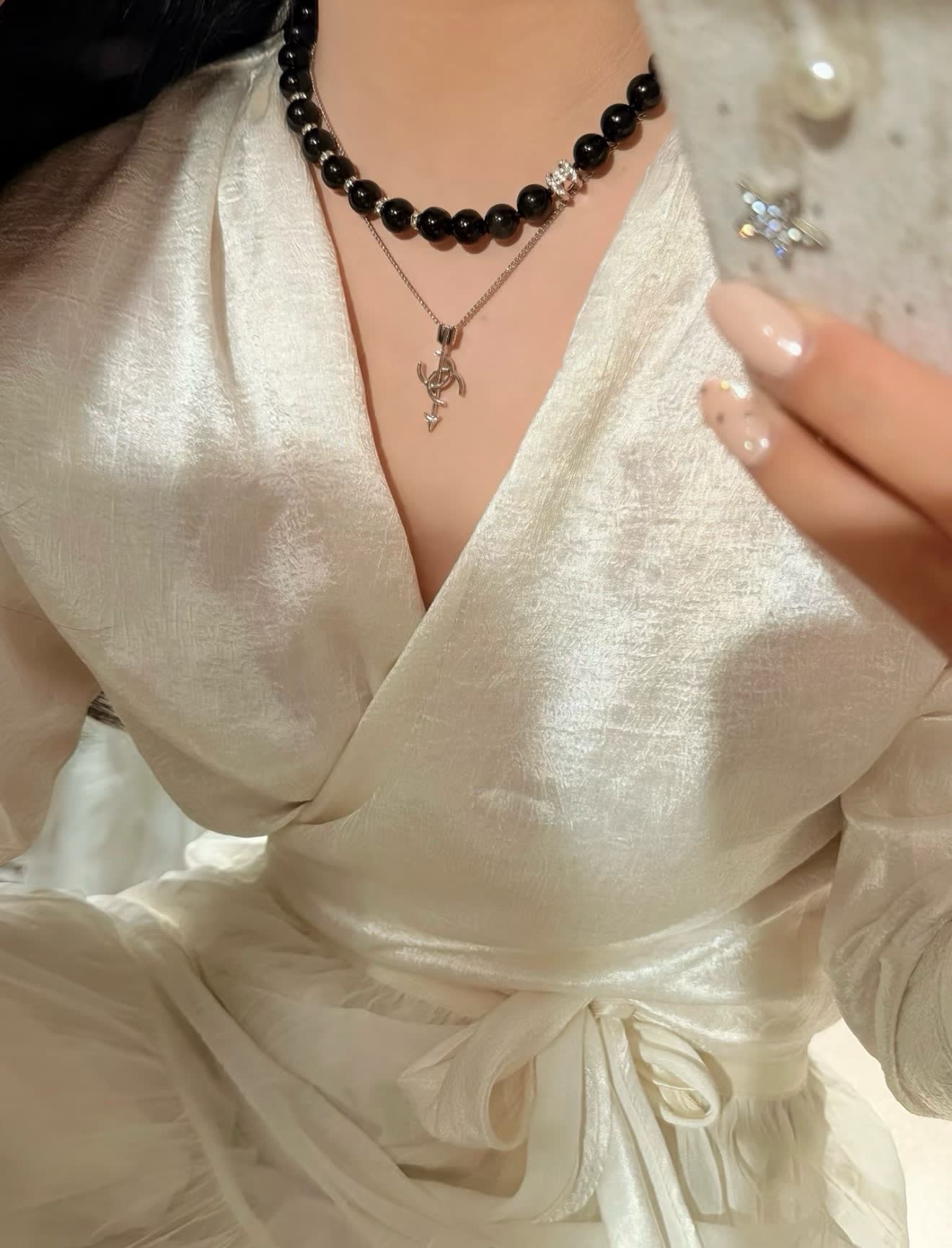 Chanel Black and White Pearl Necklace Set