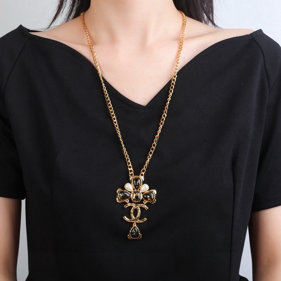 Chanel CC Cross Pendant Necklace Chanel CC Cross Pendant Necklace