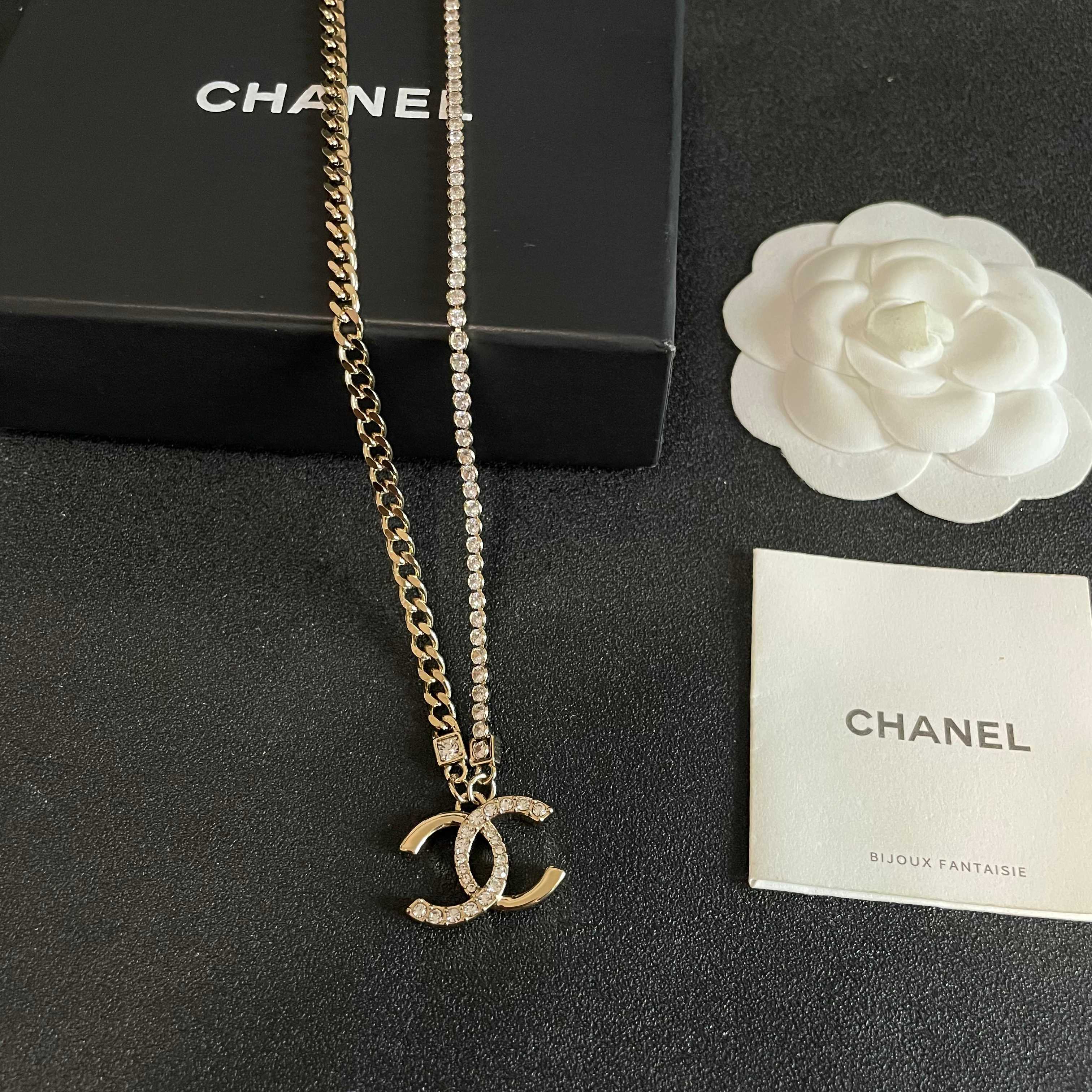 Chanel CC Logo Pendant Necklace