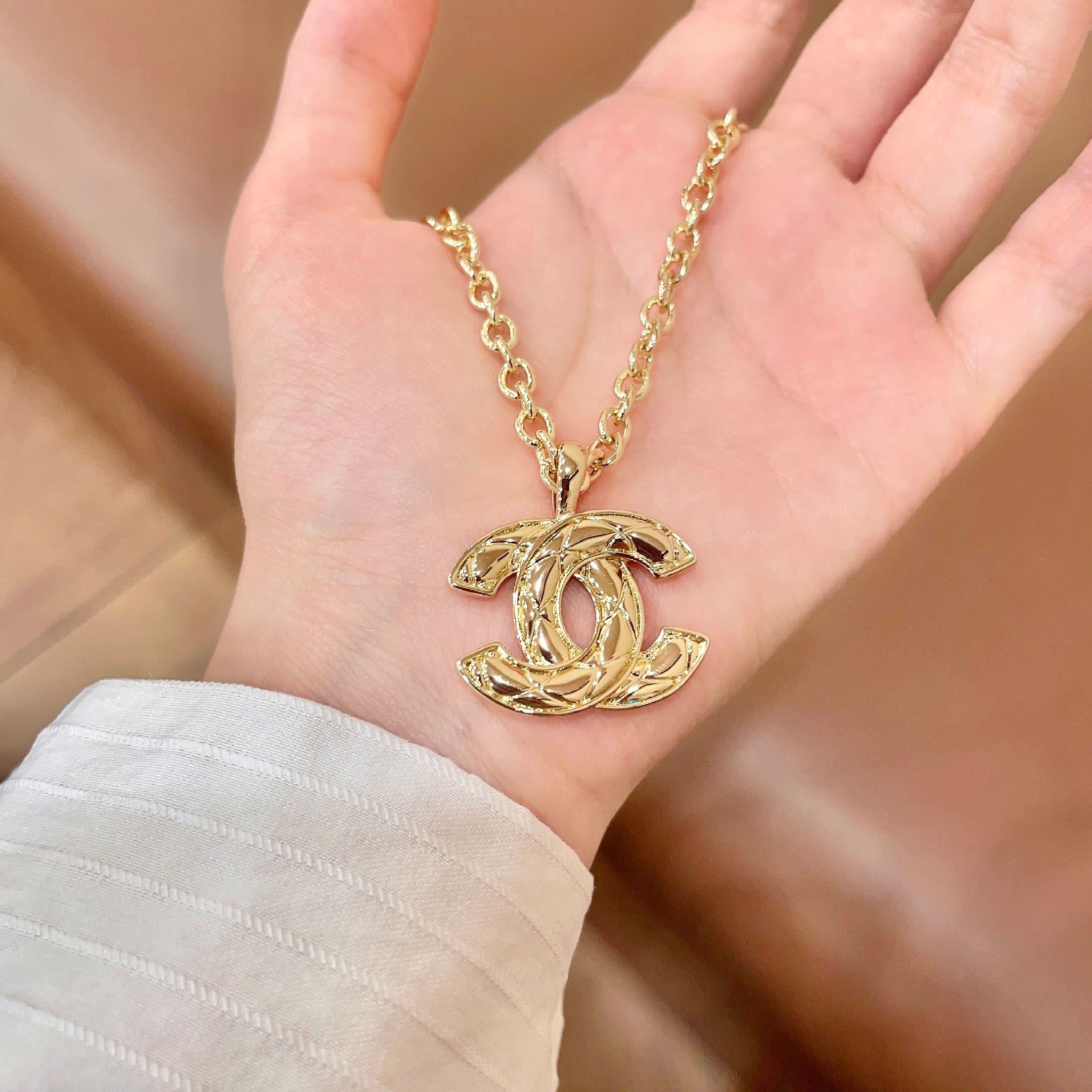 Chanel CC Logo Gold Necklace