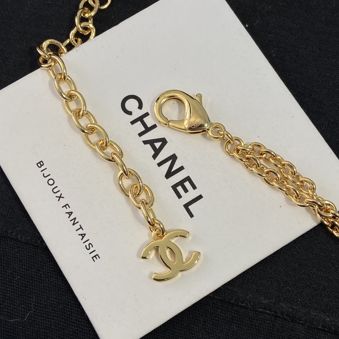 Chanel Gold Tone Crystal and Pearl Necklace