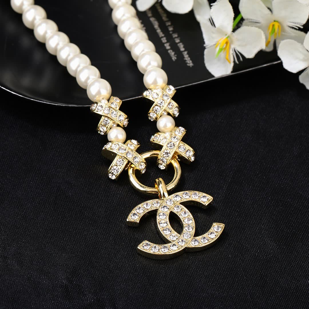 Chanel Pearl Necklace with CC Pendant