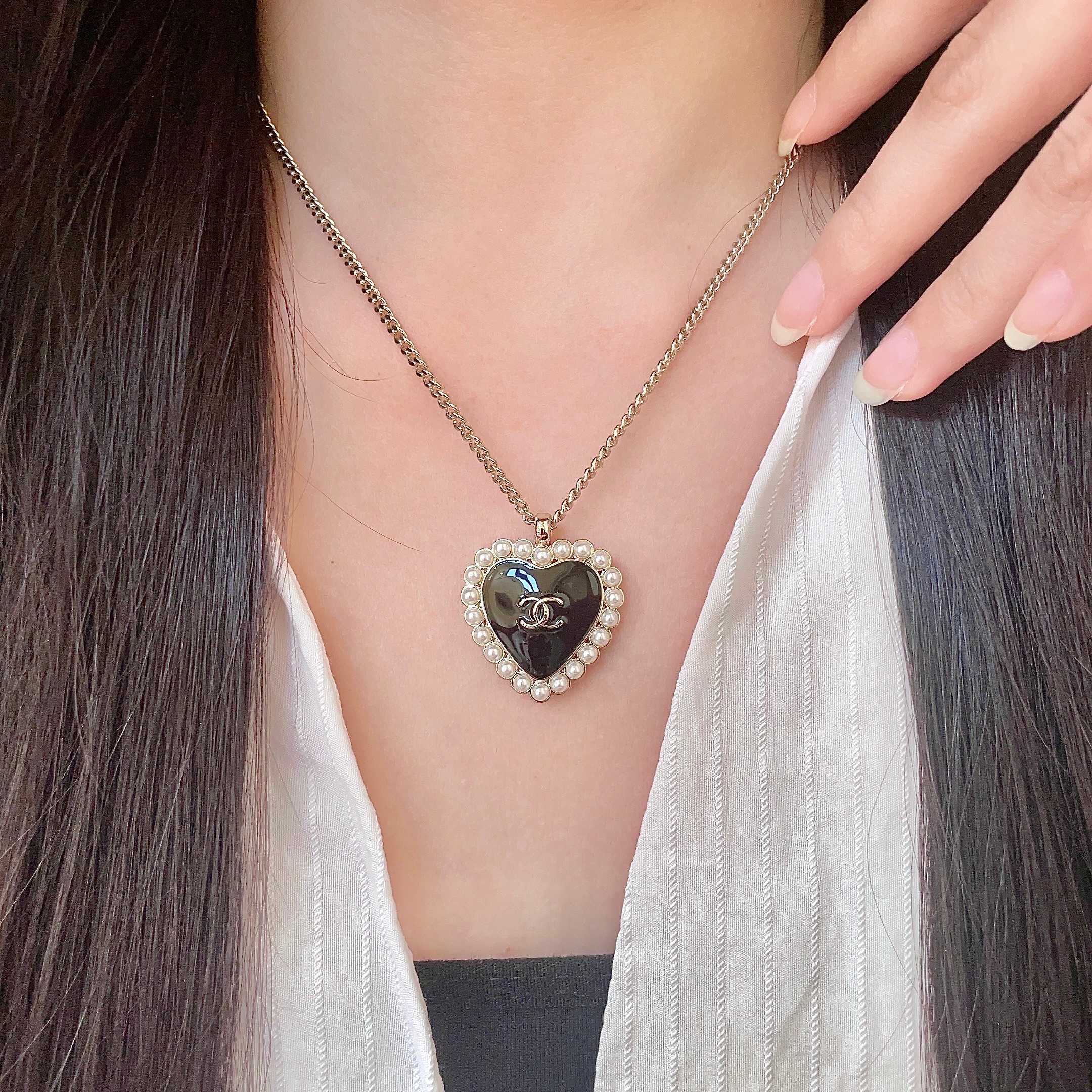 Chanel Heart-Shaped Pendant Necklace