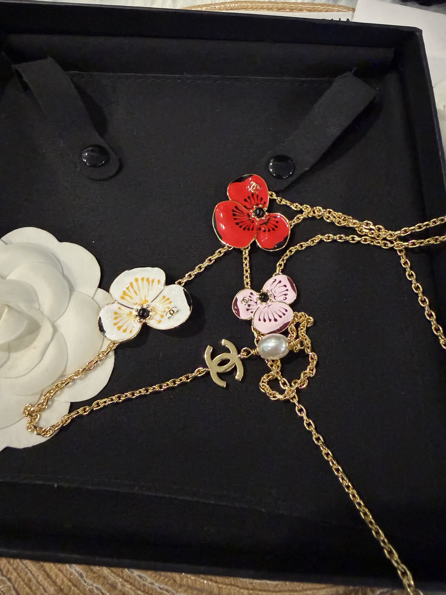 Chanel Necklace with Enamel Flowers and Pearls