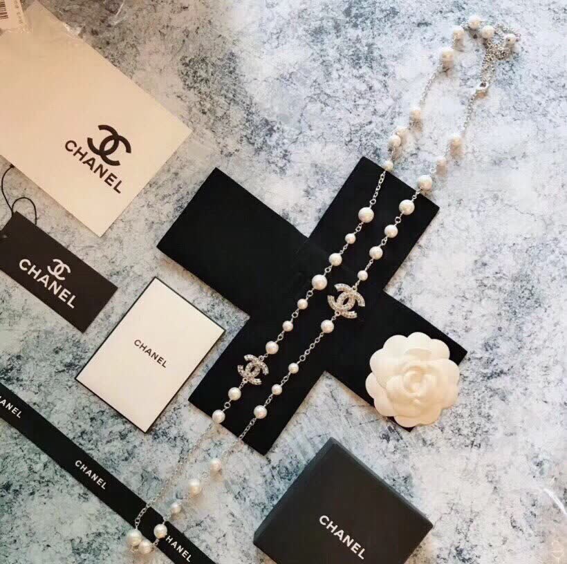 Chanel CC Pearl Necklace