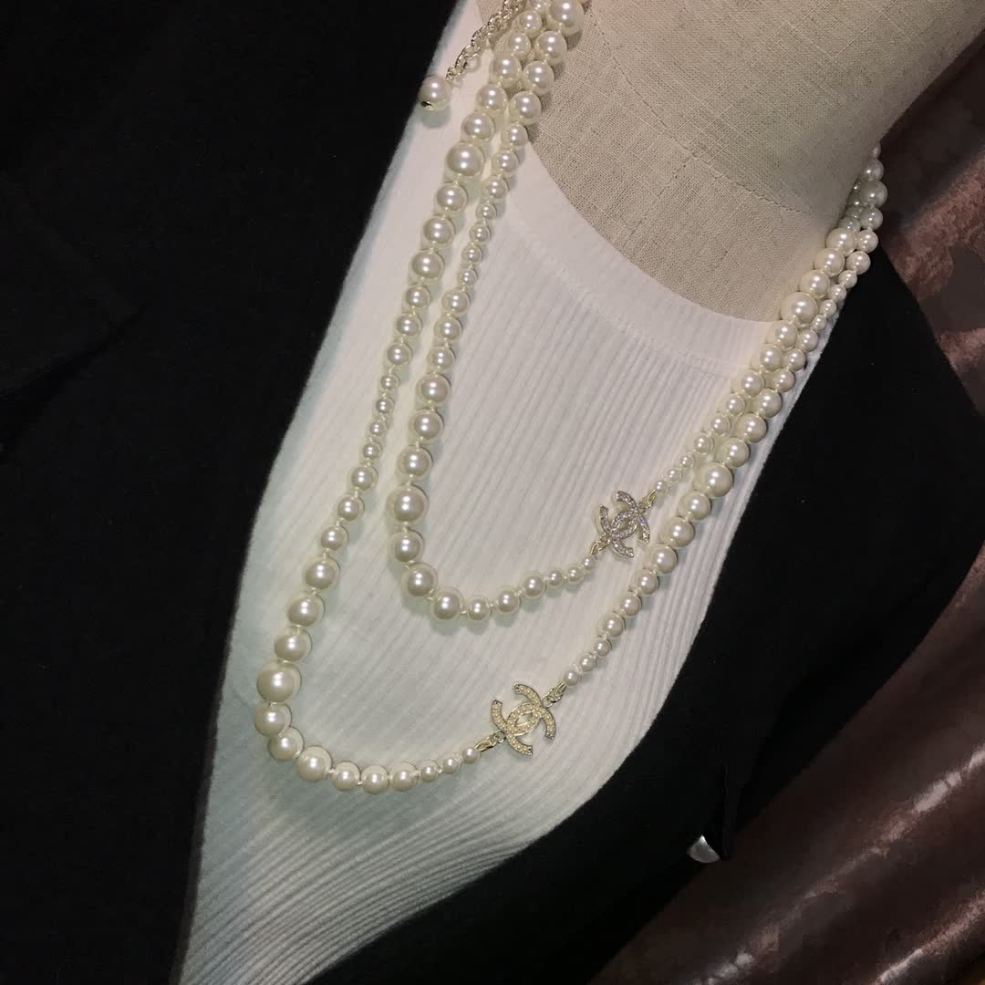 Chanel Pearl Necklace with CC Logo
