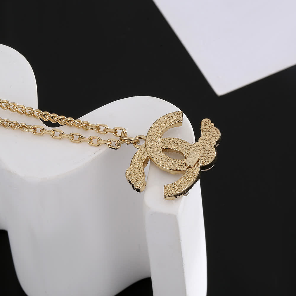 Chanel CC Pearl Necklace