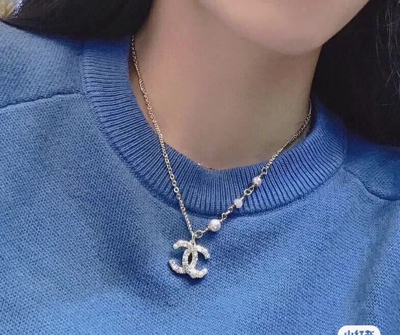 Chanel CC Pearl Necklace