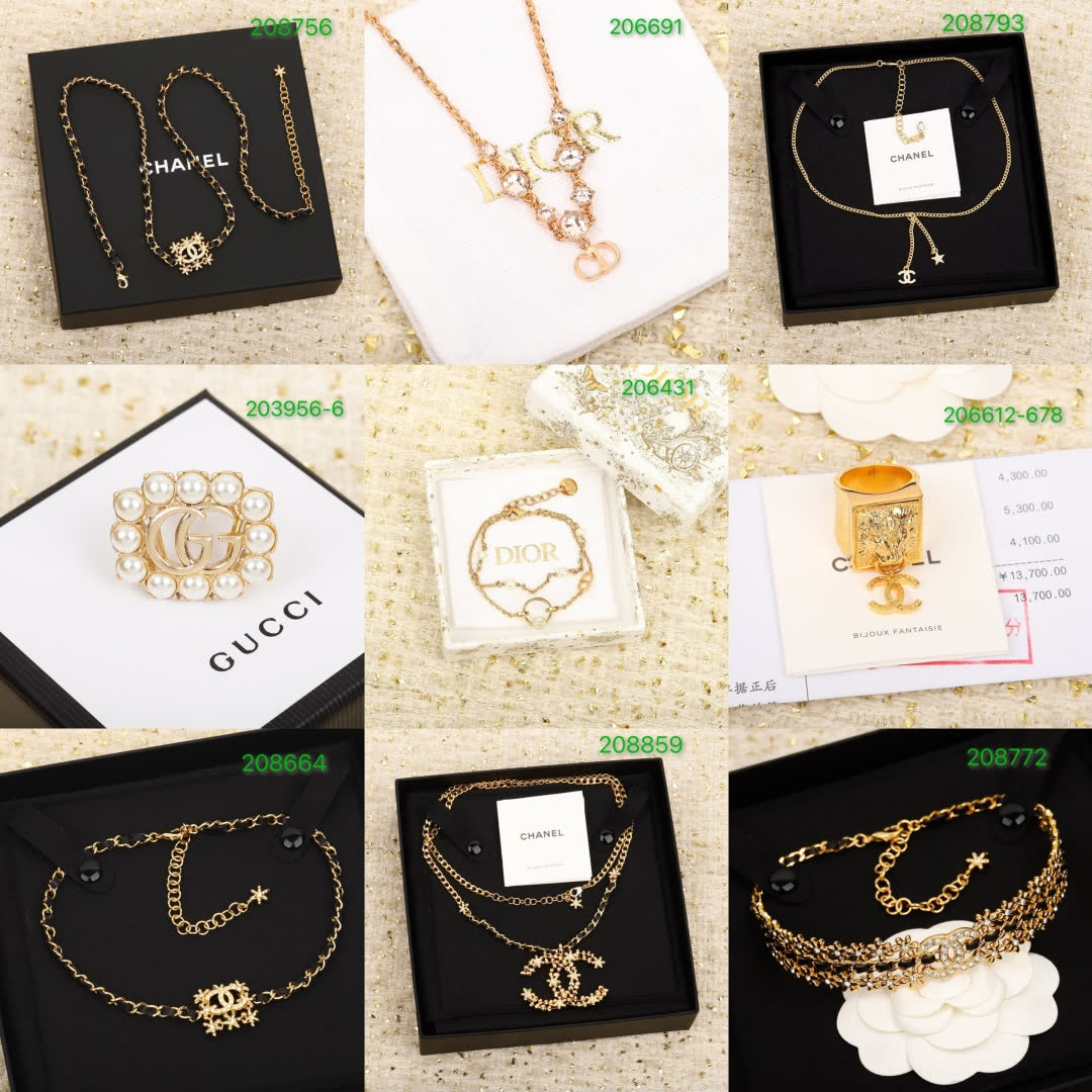 Chanel CC Logo Necklace