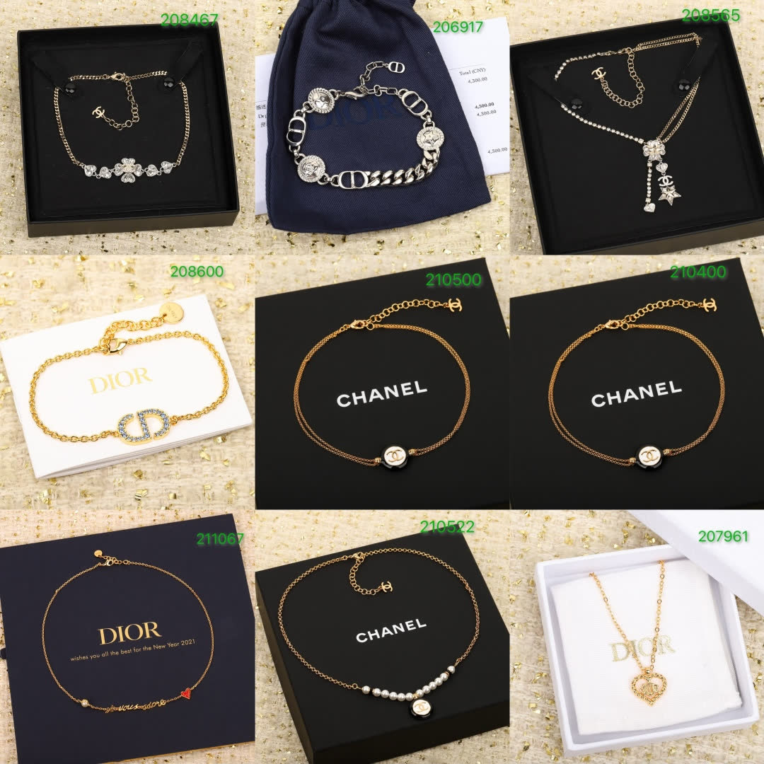Chanel CC Logo Necklace