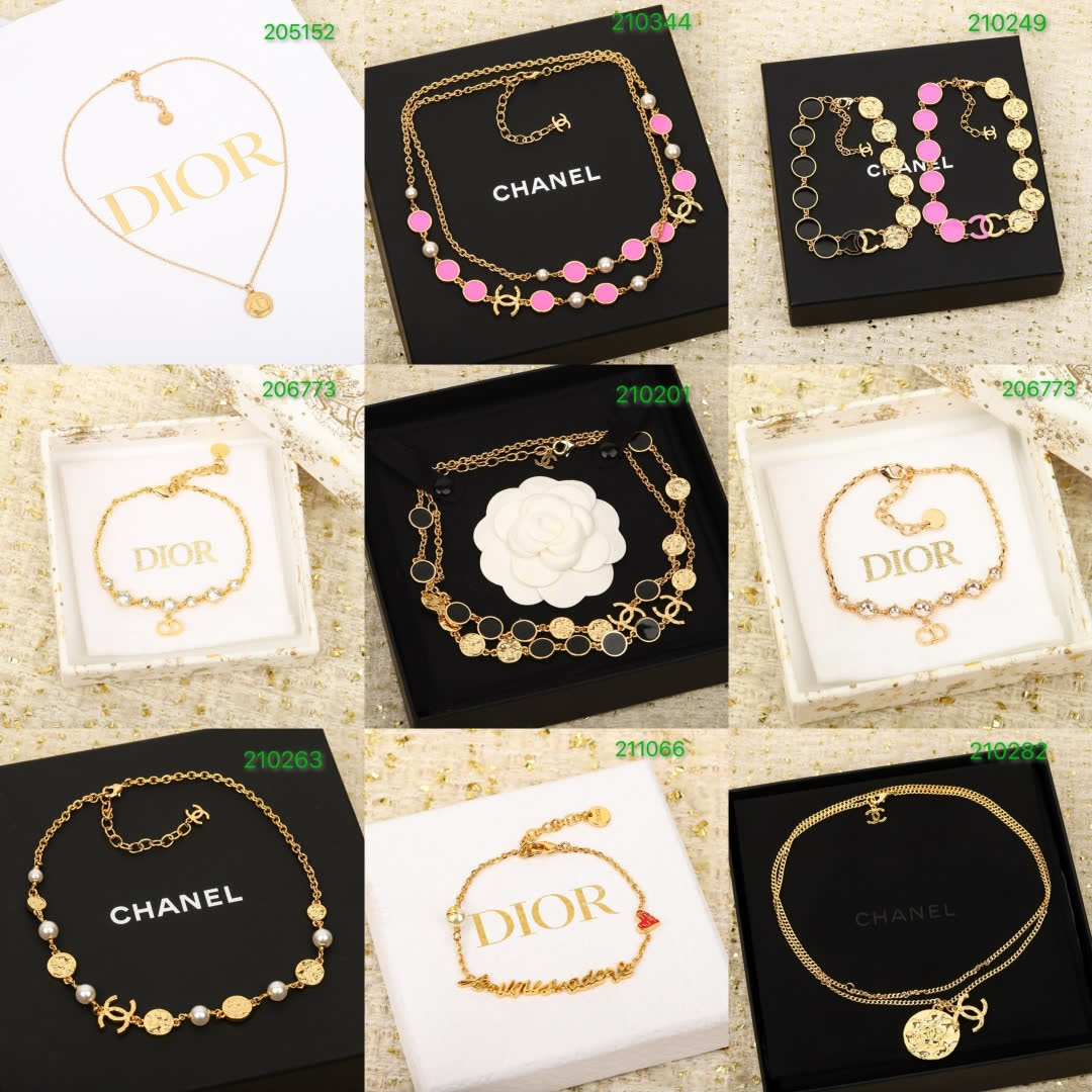 Chanel CC Logo Necklace