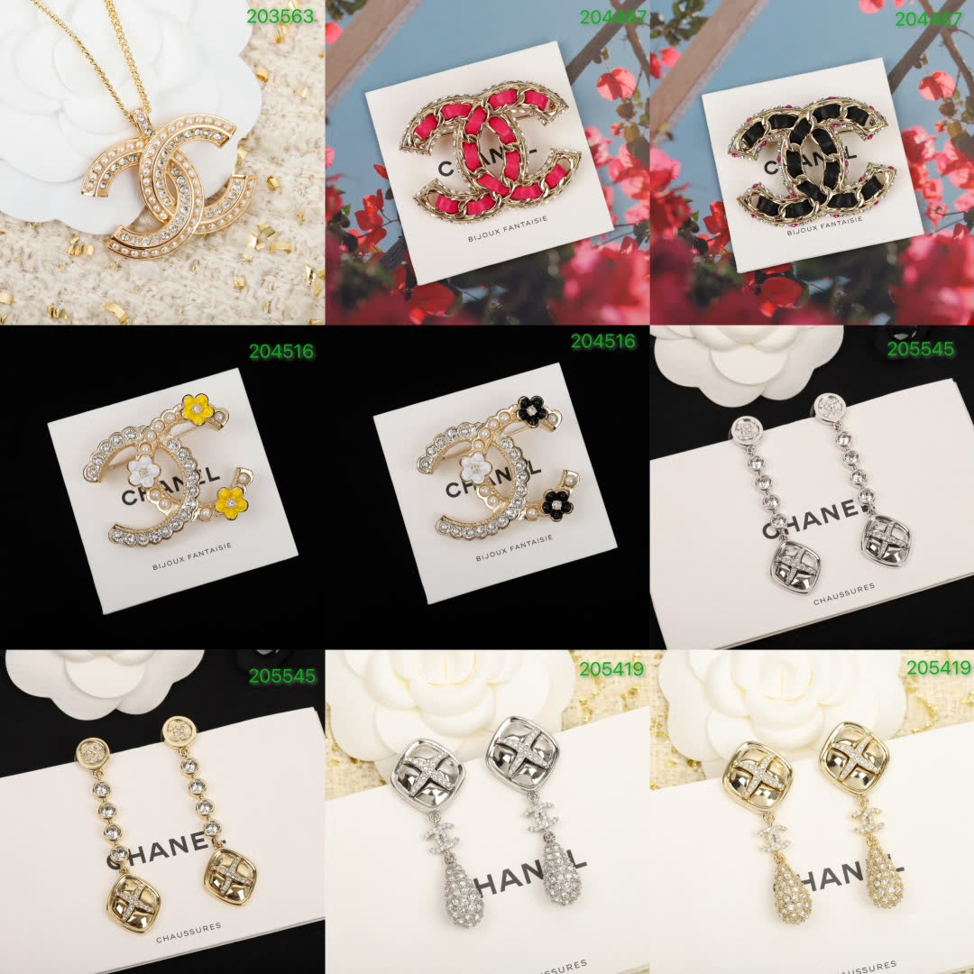 Chanel CC Logo Pendant Necklace