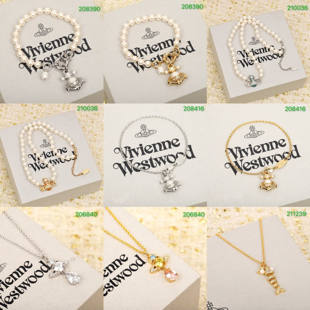 Chanel CC Logo Pendant Necklace