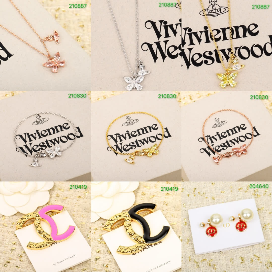 Chanel CC Logo Pendant Necklace
