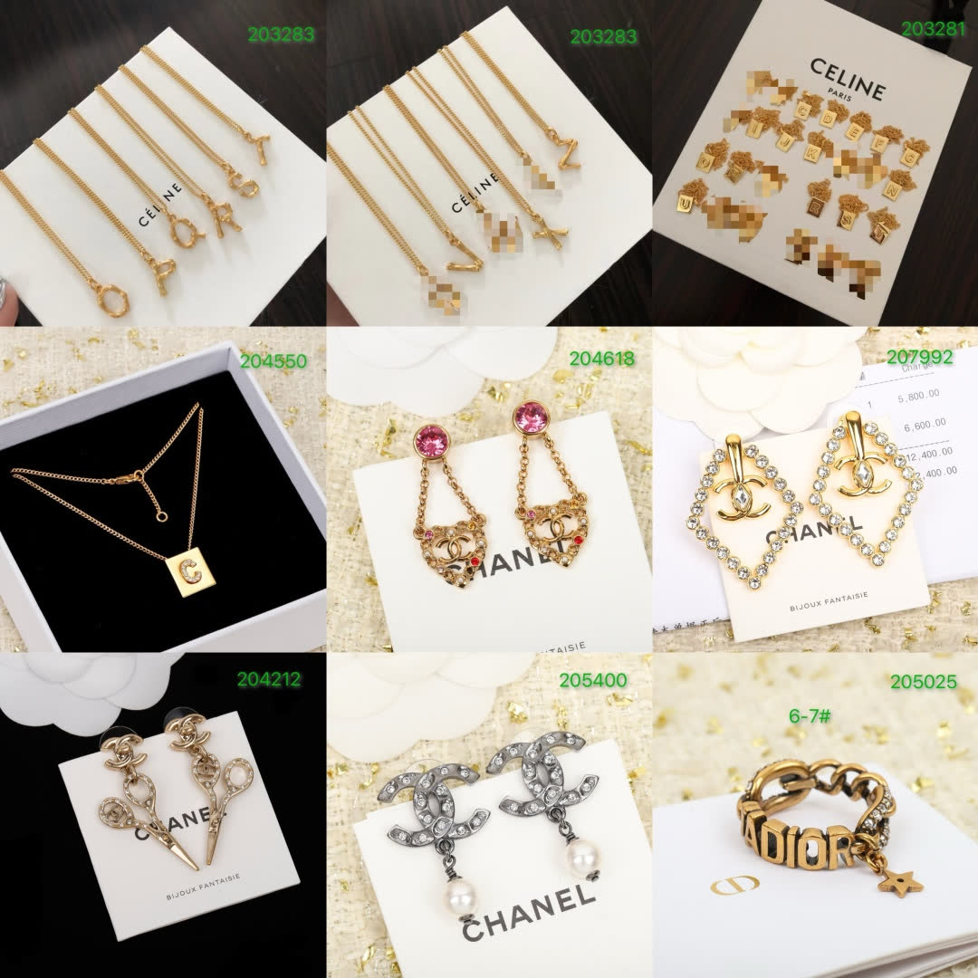 Chanel Pearl Necklace with Pendant