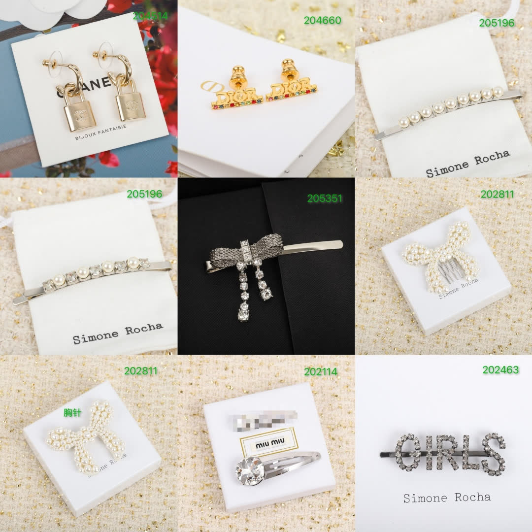 Chanel Pearl Necklace with Pendant