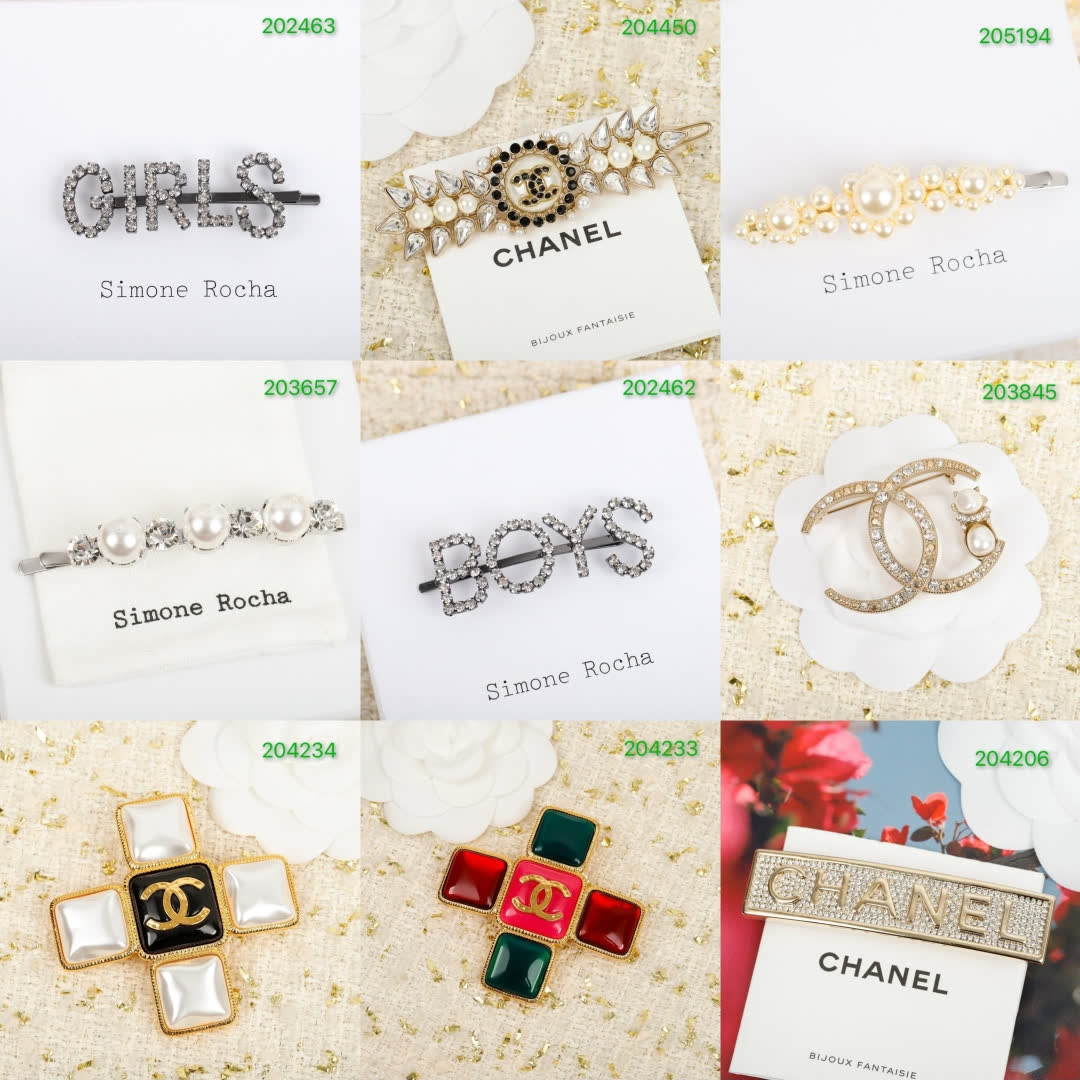 Chanel Pearl Necklace with Pendant