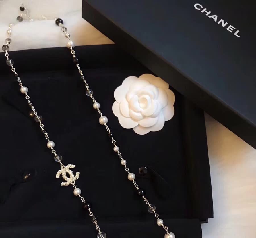 Chanel CC Logo Pearl and Crystal Necklace