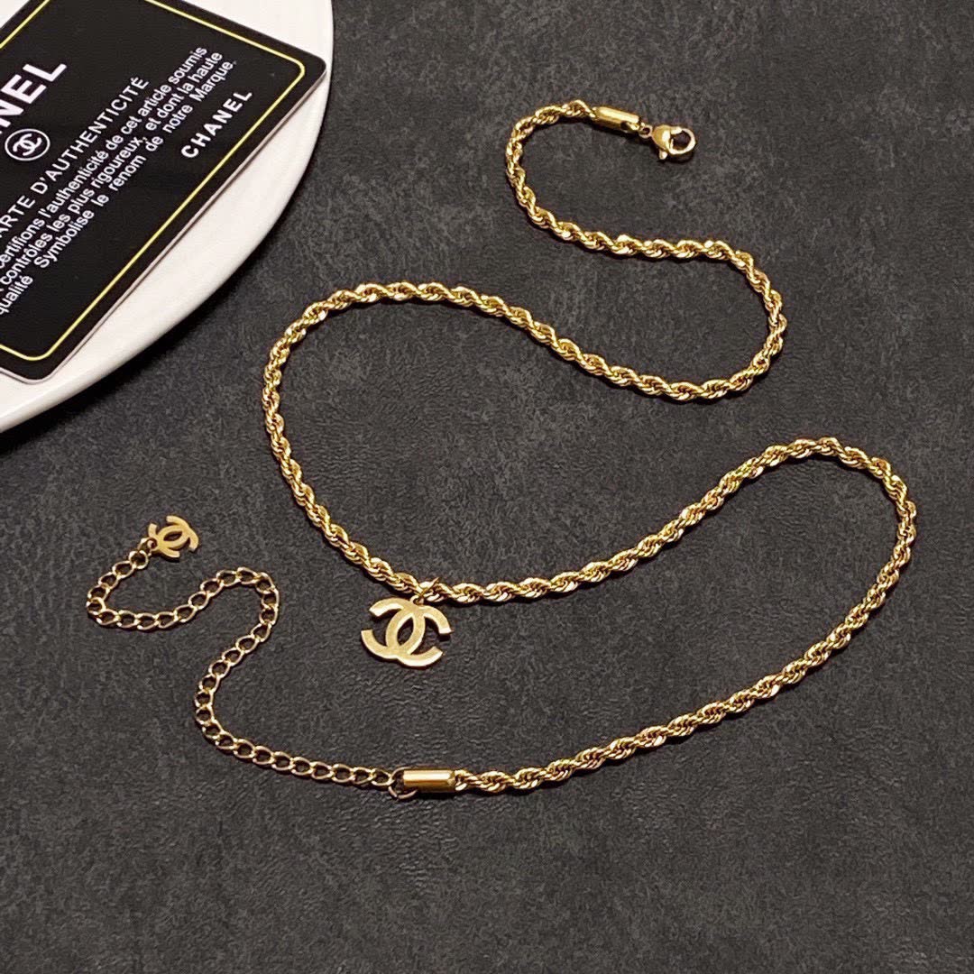 Chanel CC Logo Gold Chain Necklace