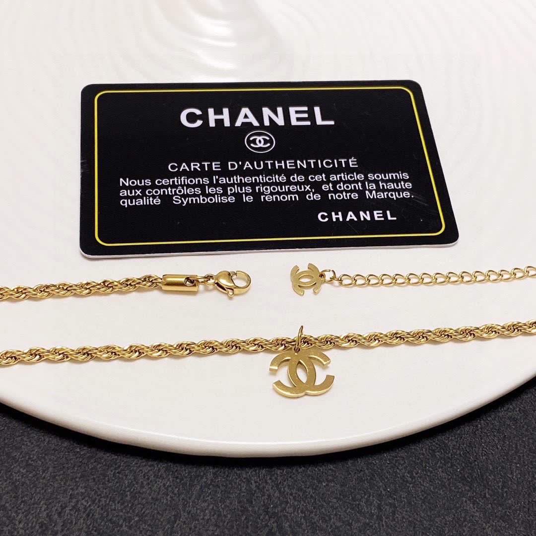 Chanel CC Logo Gold Chain Necklace