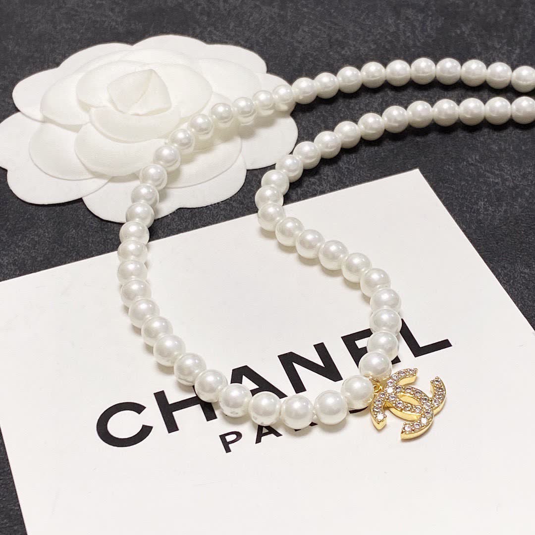 Chanel Pearl Necklace with CC Pendant