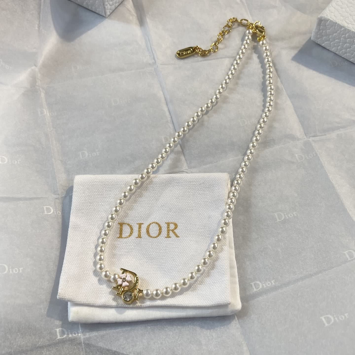 Dior Pearl Necklace with Gold Charm Dior Pearl Necklace with Gold Charm