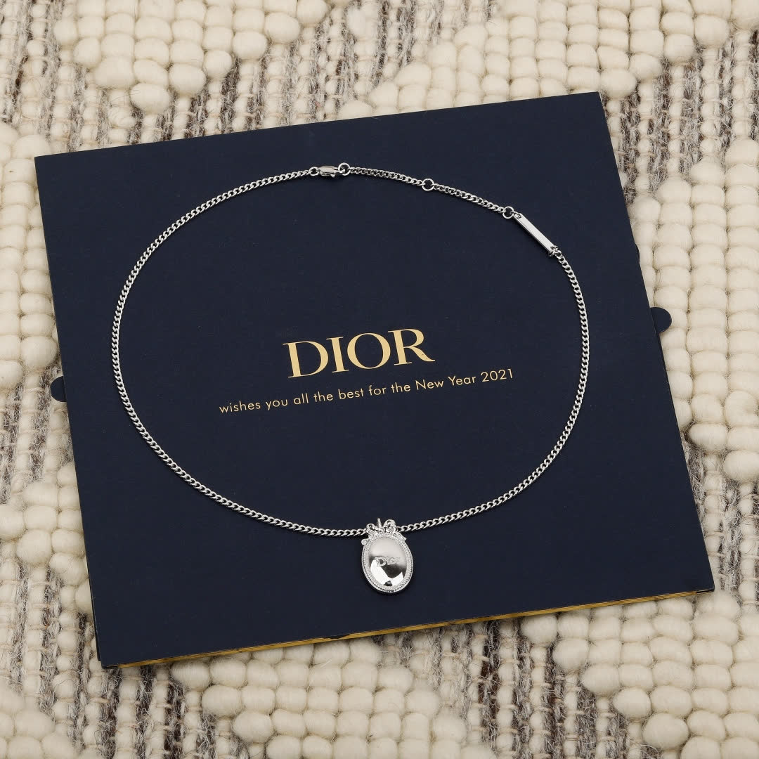 Dior New Year's Gift Necklace Dior New Year's Gift Necklace