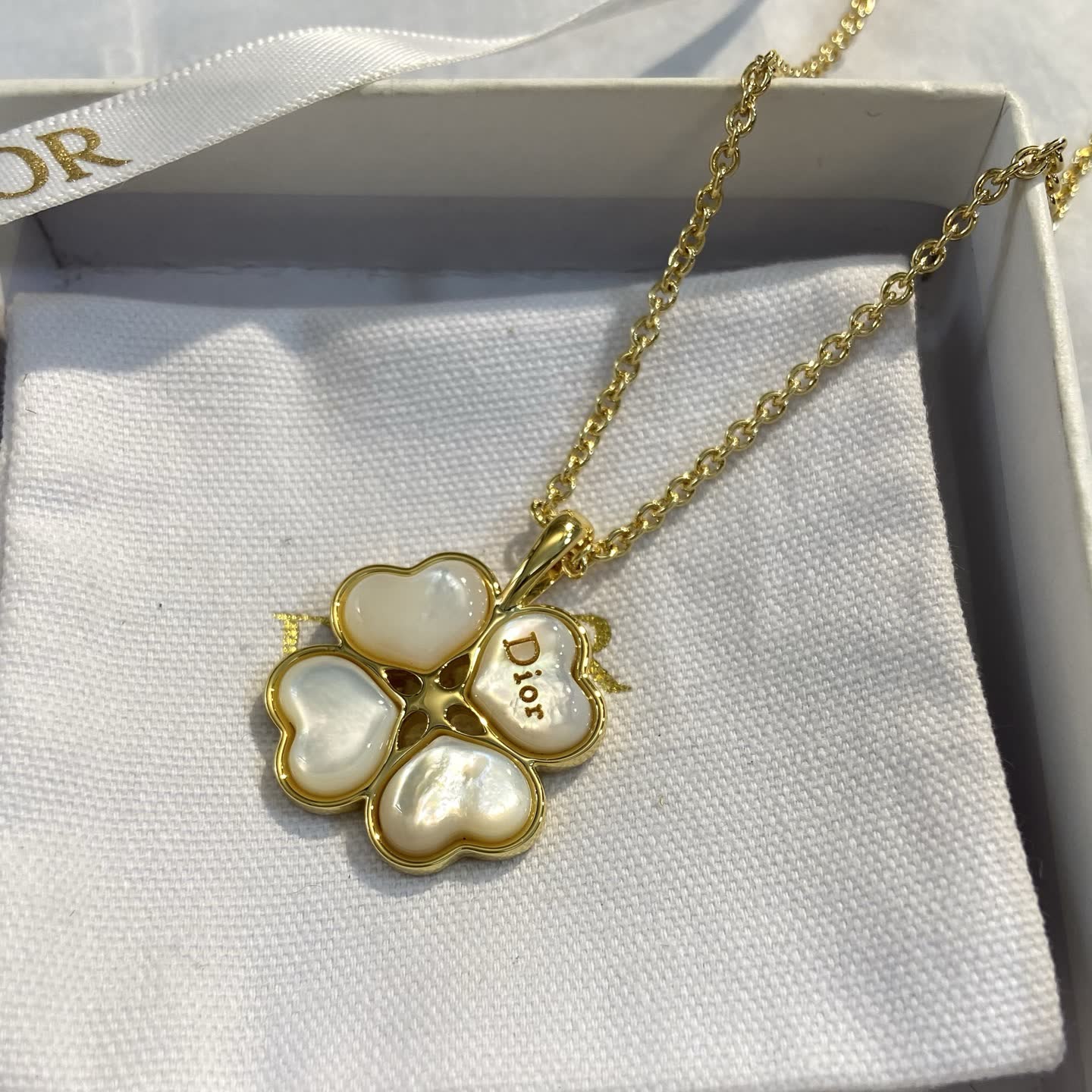 Van Cleef & Arpels Gold Clover Pearl Necklace