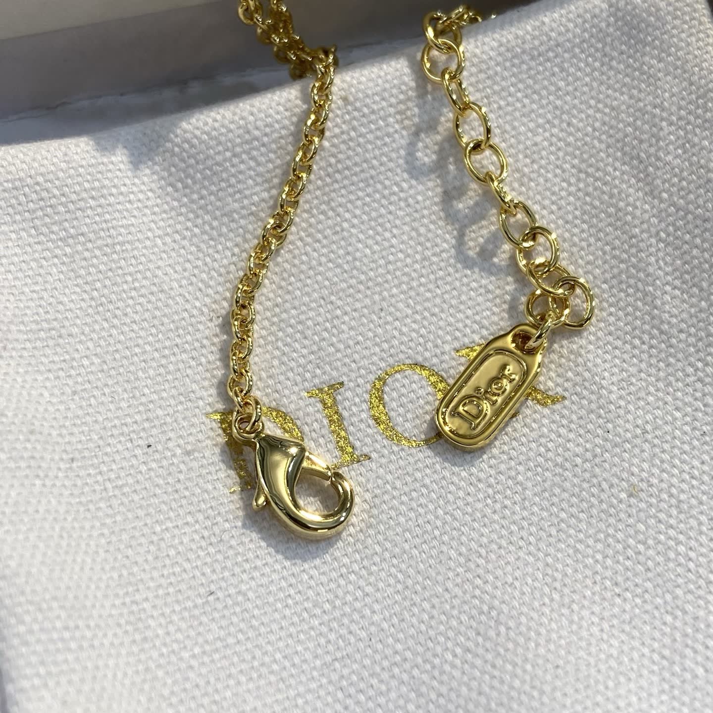 Van Cleef & Arpels Gold Clover Pearl Necklace
