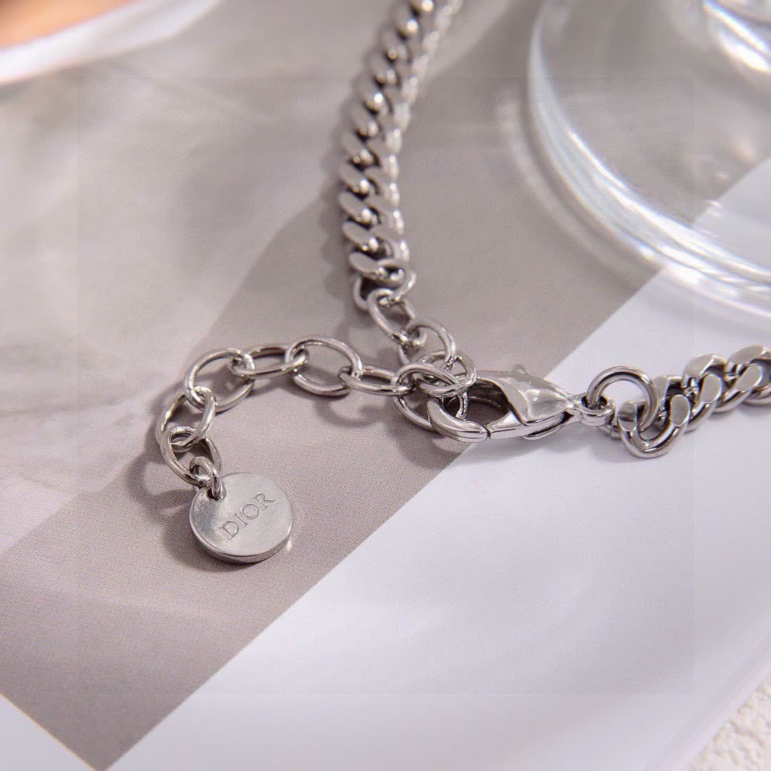 Dior AnOrange Silver-Plated Pearl Necklace with Crystal Clasp