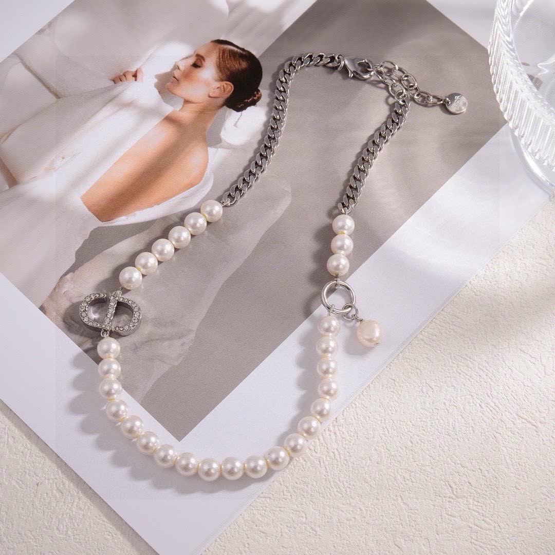 Dior AnOrange Silver-Plated Pearl Necklace with Crystal Clasp